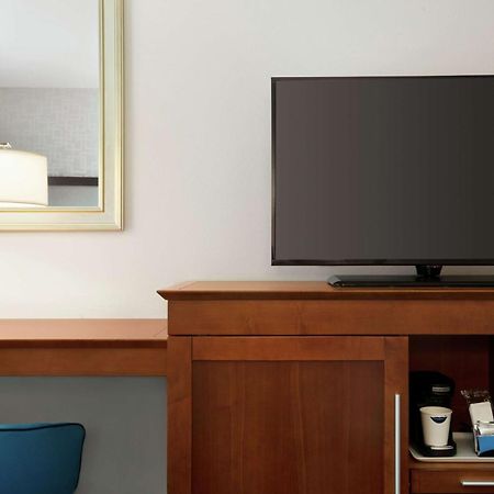 Hampton Inn & Suites Rosemont Chicago O'Hare Exteriör bild